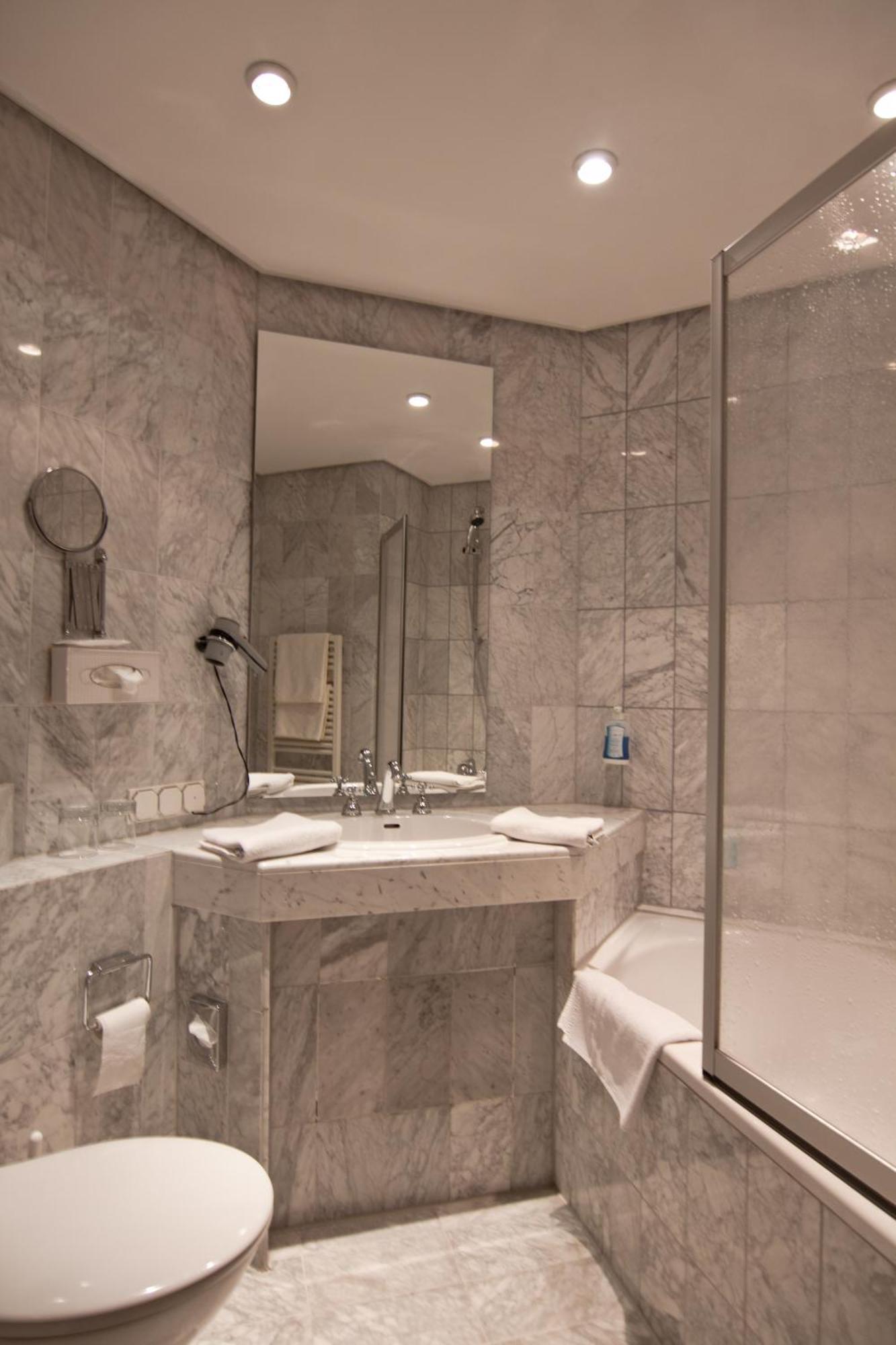 Parkhotel Unter Den Linden Halberstadt Extérieur photo